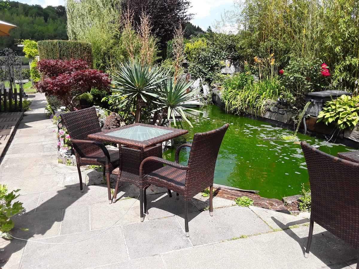 Le Jardin Du The Bord De La Meuse Hotel Намюр Екстериор снимка